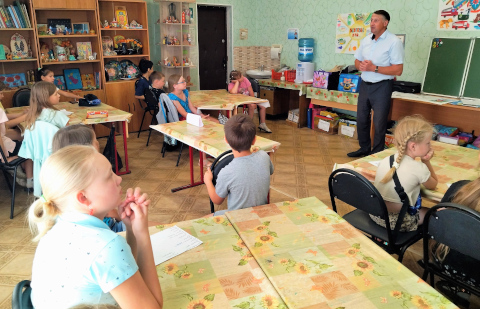 В Тверской области прошел цикл занятий по правовому просвещению и патриотическому воспитанию будущих избирателей.